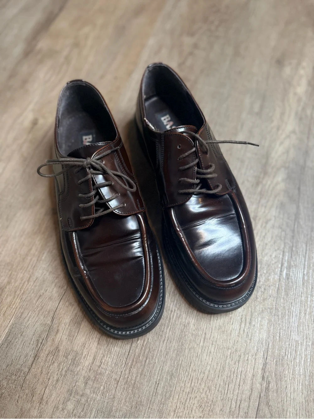 Bass polished brown